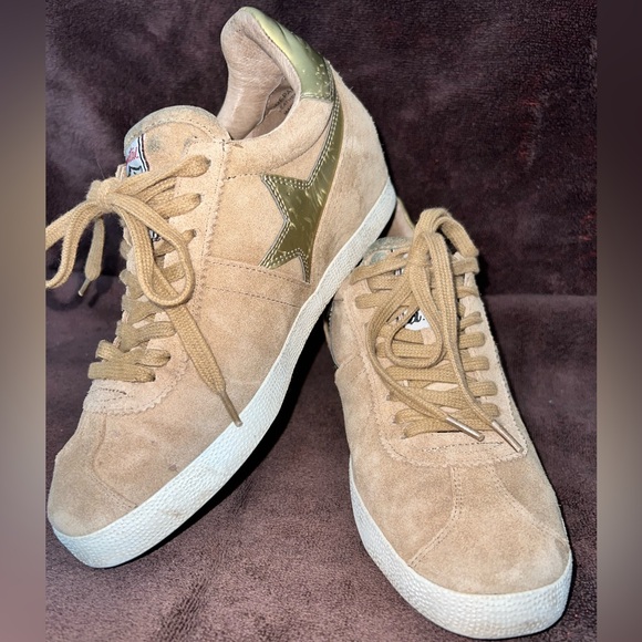 Ash Shoes - Vintage ASH women’s “Guepard Bis Beige” Virgin Leather Low Wedge Star Sneakers